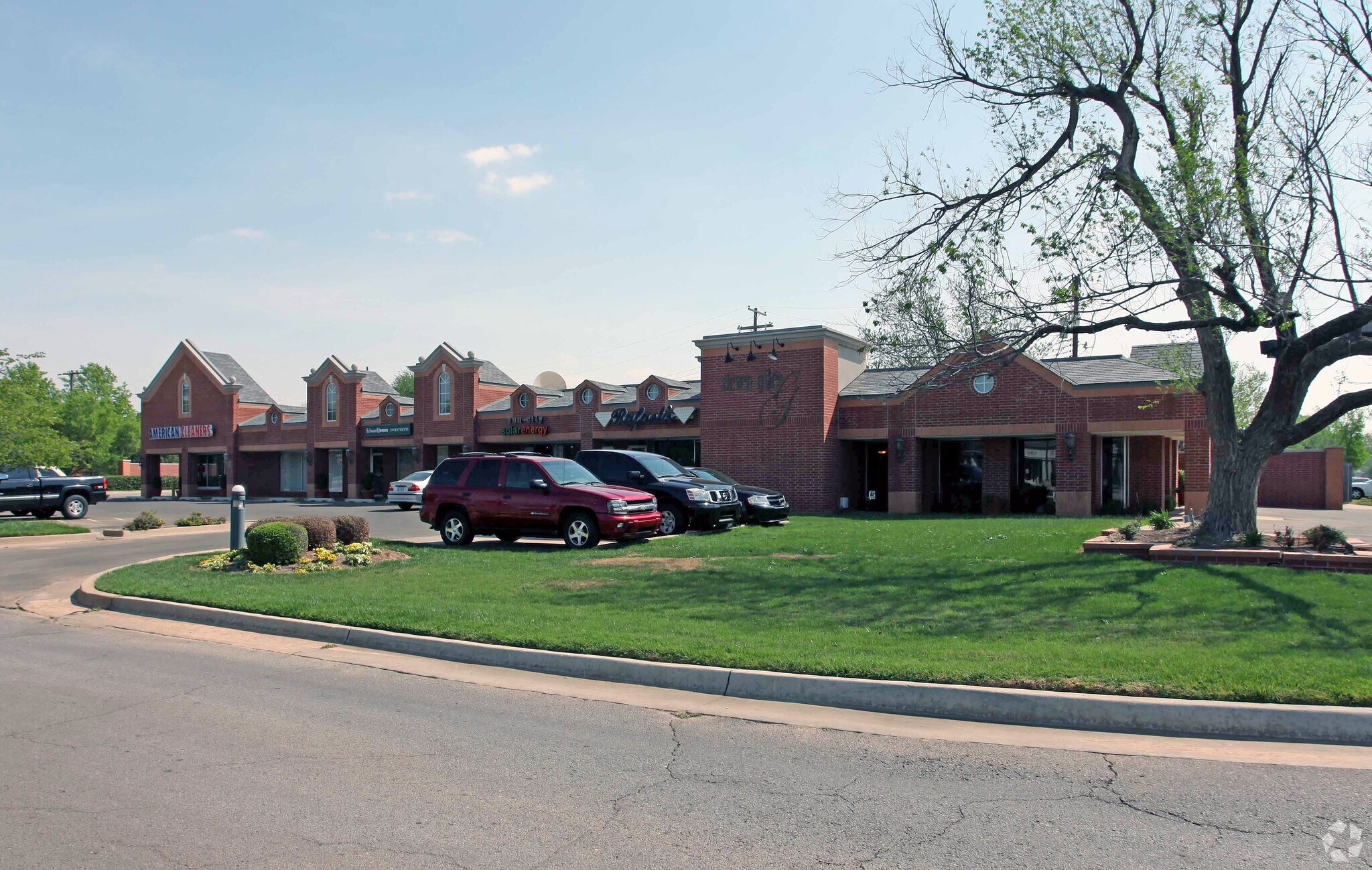 7538-7548 N Berkley Ave, Oklahoma City, OK à louer Photo principale- Image 1 de 9