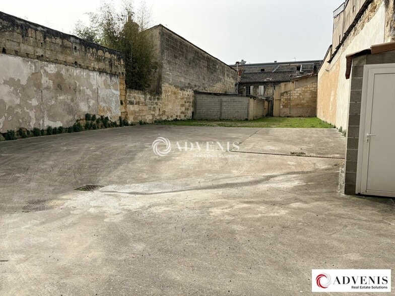 Flex in Bordeaux for sale - Building Photo - Image 3 of 8