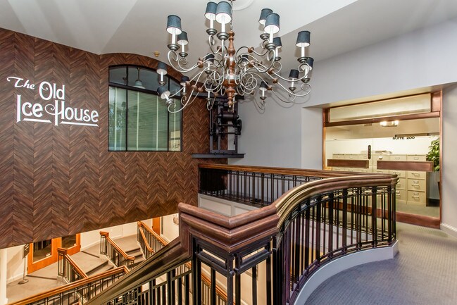 Plus de détails pour 159 Perry Hwy, Pittsburgh, PA - Bureau à louer