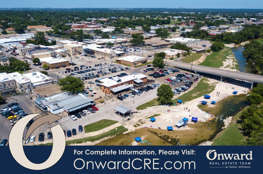 219 S East St, Belton, TX à louer - Photo du bâtiment - Image 3 de 14