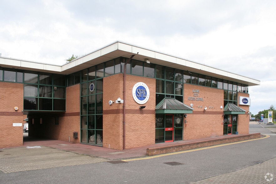 Cray Ave, Orpington for lease - Building Photo - Image 3 of 5