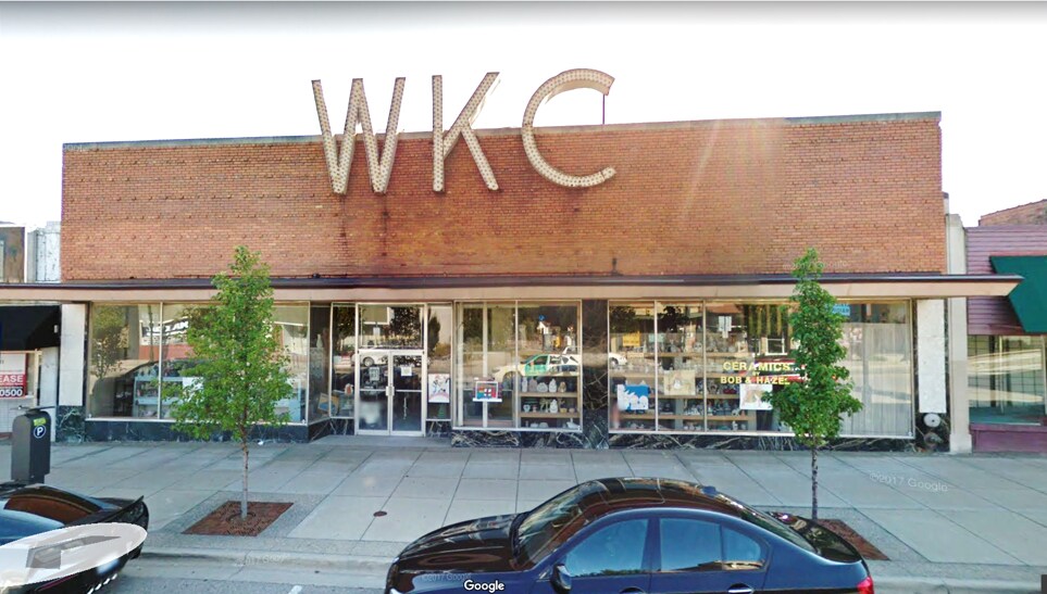 108 N Saginaw St, Pontiac, MI for lease - Primary Photo - Image 1 of 13