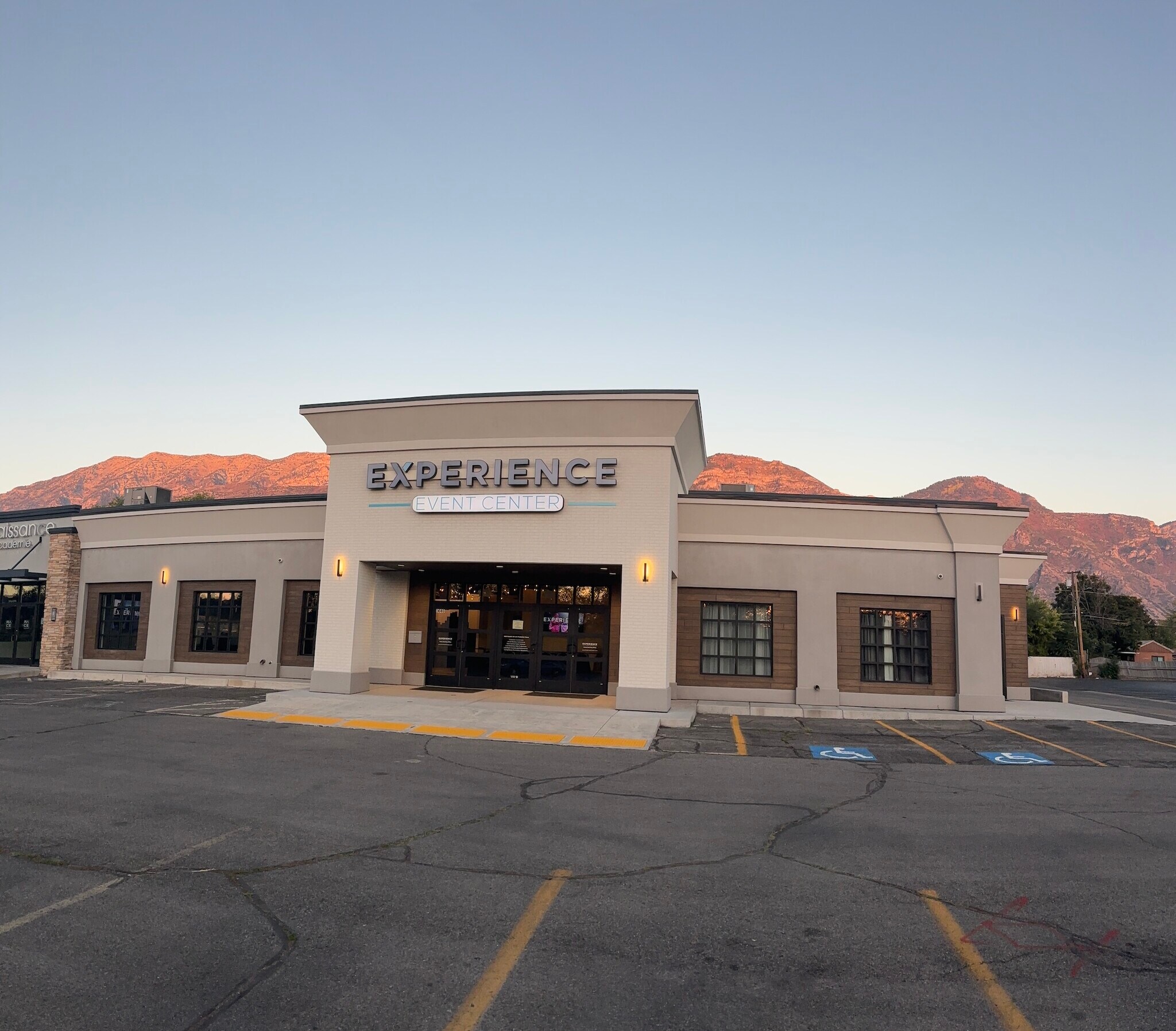 1440-1460 Moon River Dr, Provo, UT for sale Building Photo- Image 1 of 37