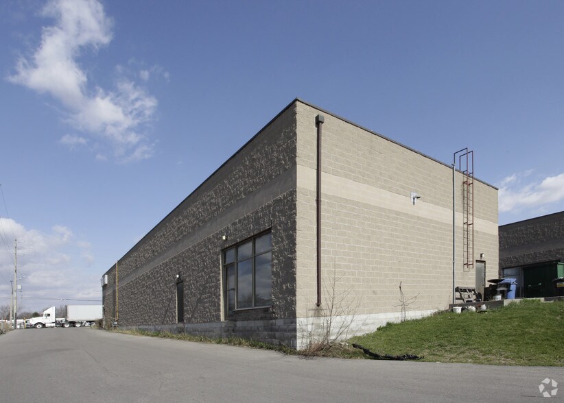 155 East Dr, Brampton, ON for sale - Building Photo - Image 2 of 2