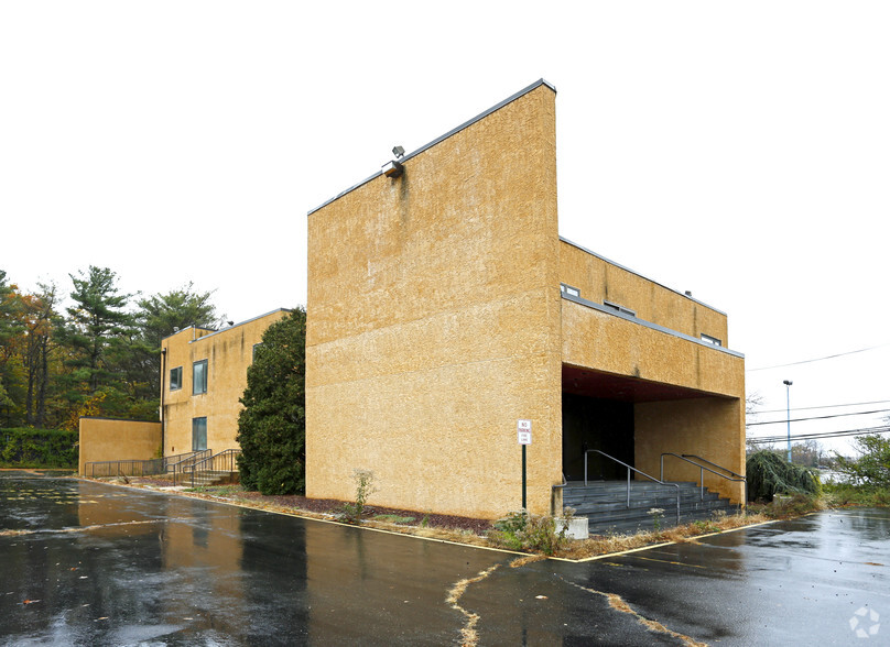 195 State Route 36, West Long Branch, NJ for sale - Building Photo - Image 3 of 8