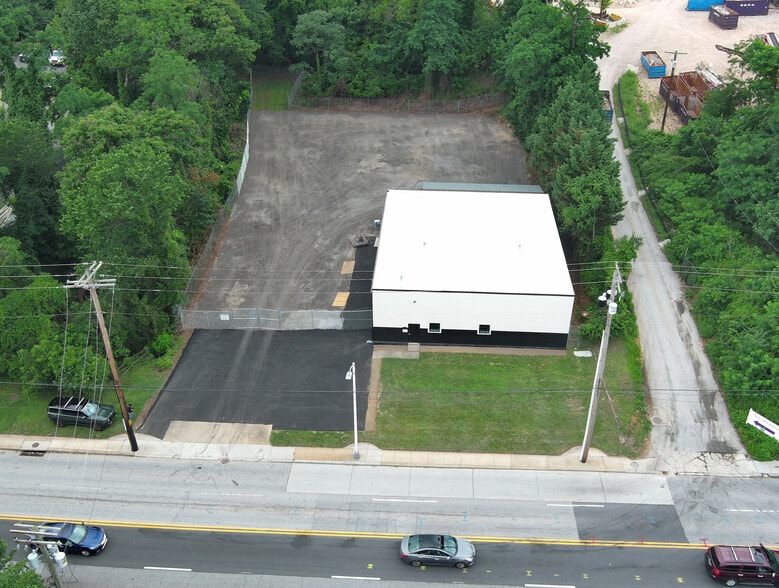 710 S Caton Ave, Baltimore, MD for lease - Building Photo - Image 1 of 8