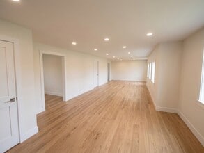 32 Chichester Ave, Center Moriches, NY for lease Interior Photo- Image 2 of 2