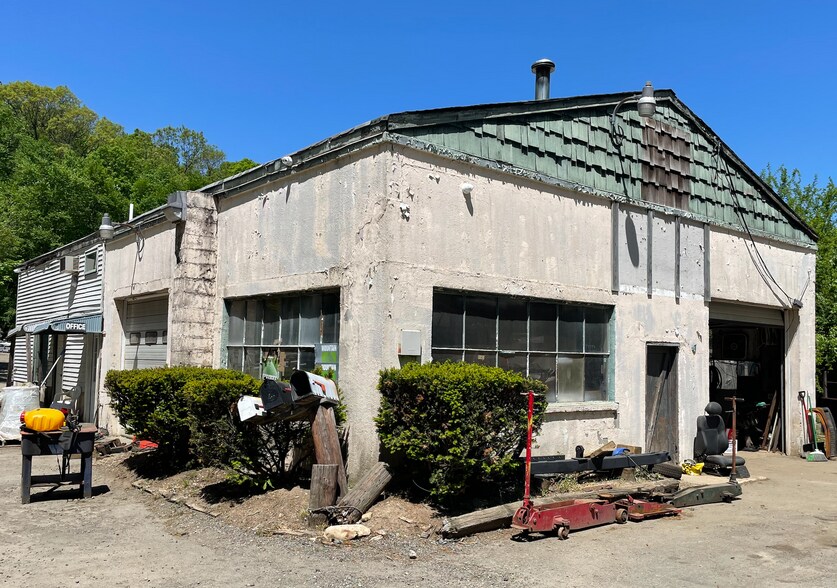 278 Ledge Landing Rd, Landing, NJ à vendre - Photo du bâtiment - Image 1 de 1