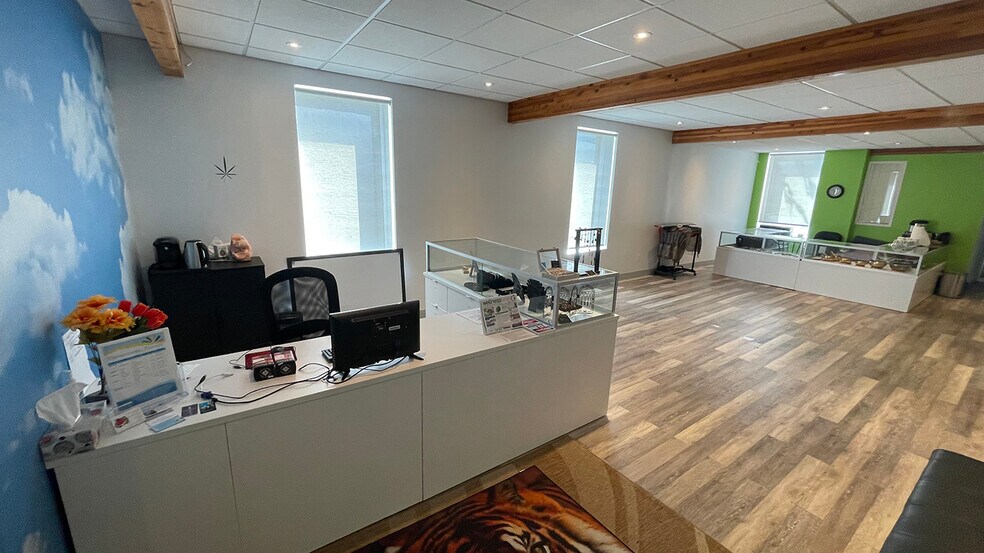 478 River Av, Winnipeg, MB à louer - Photo du bâtiment - Image 2 de 5