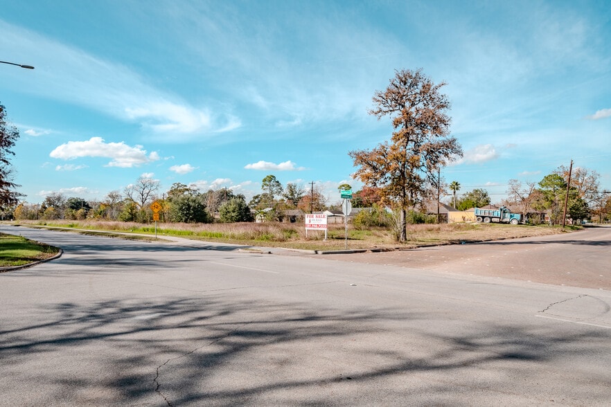 7355 Bellfort St, Houston, TX for sale - Building Photo - Image 2 of 5