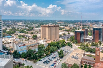 1010 N Saint Marys St, San Antonio, TX - Aerial  map view