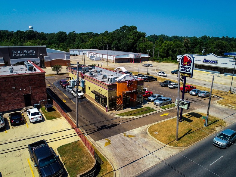 2700 N West Ave, El Dorado, AR for sale - Building Photo - Image 2 of 6