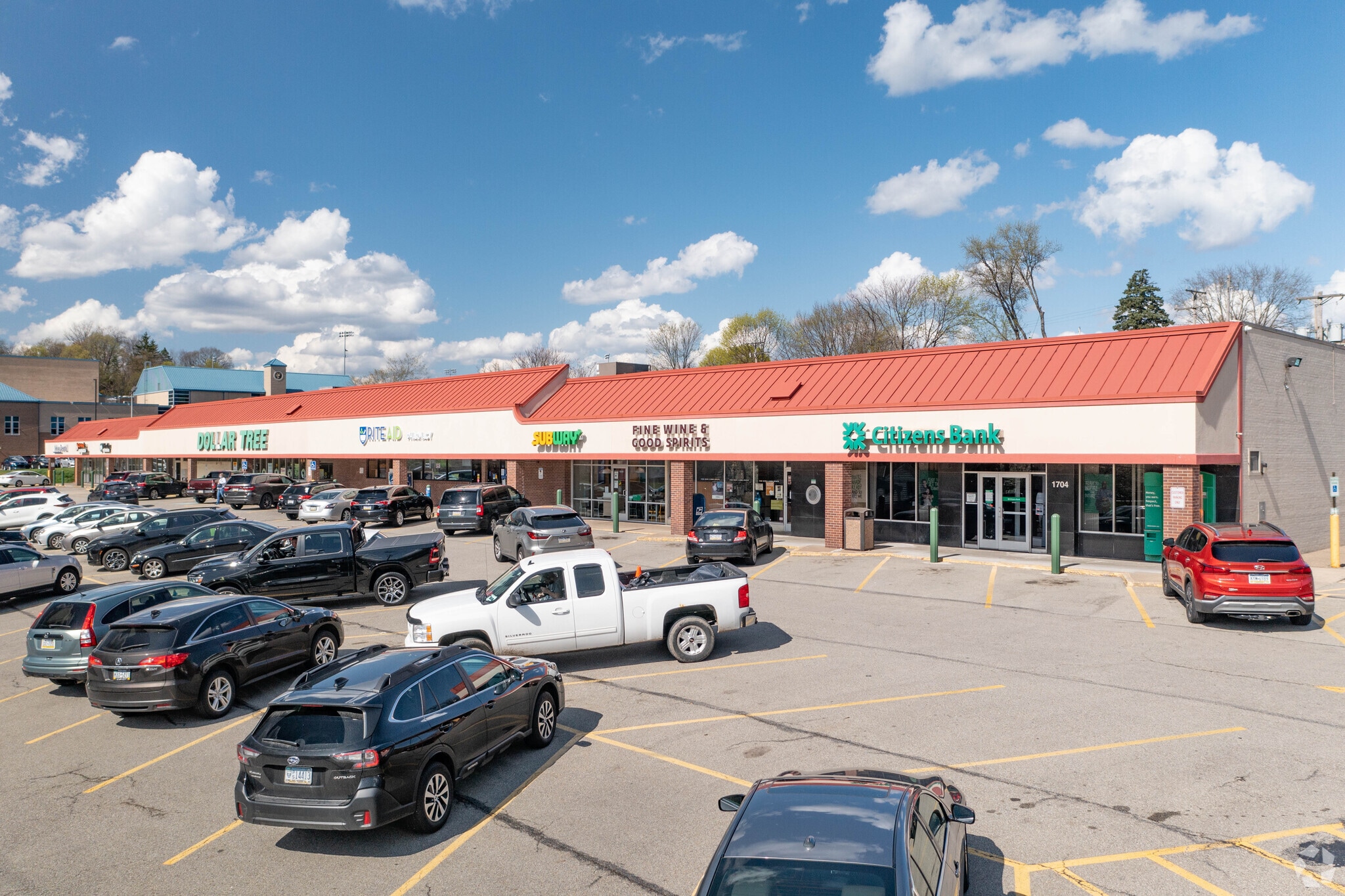 1700-1730 Mt Royal Blvd, Glenshaw, PA for lease Primary Photo- Image 1 of 10