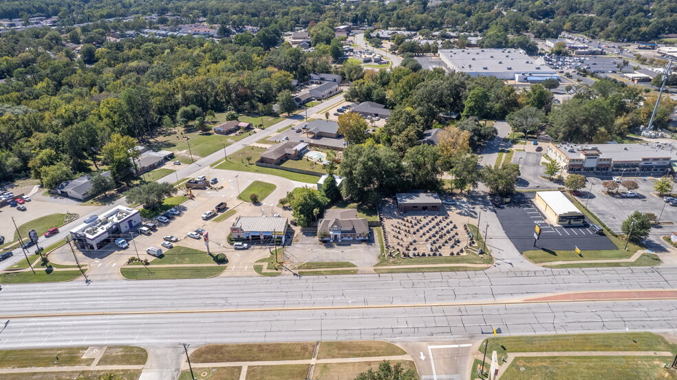 3815 Troup Hwy, Tyler, TX for sale - Aerial - Image 1 of 39