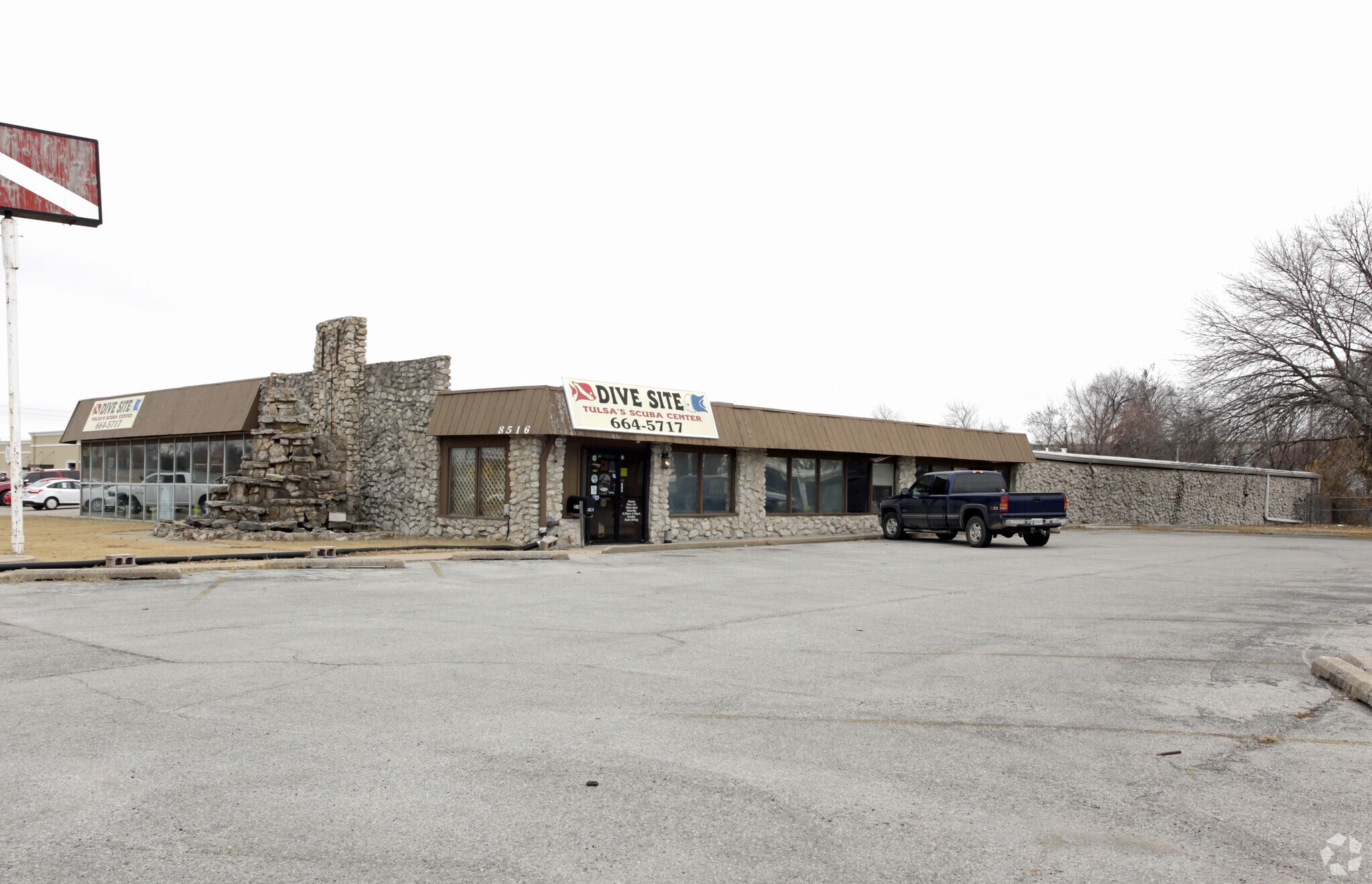 8516 E 41st St S, Tulsa, OK à vendre Photo principale- Image 1 de 12