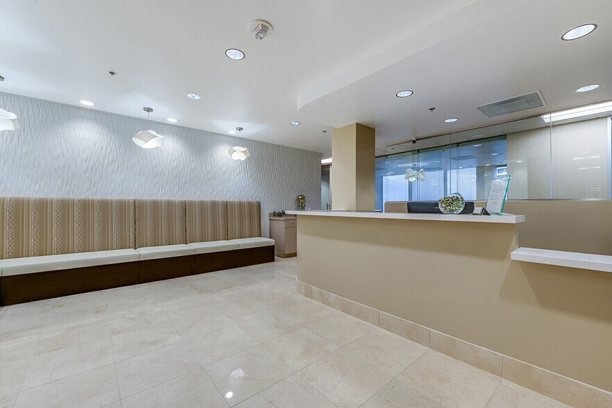3838 Oak Lawn Ave, Dallas, TX à louer - Photo du bâtiment - Image 3 de 4
