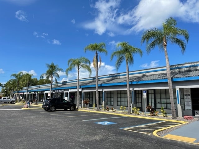 601-677 N Washington Blvd, Sarasota, FL for lease Primary Photo- Image 1 of 19