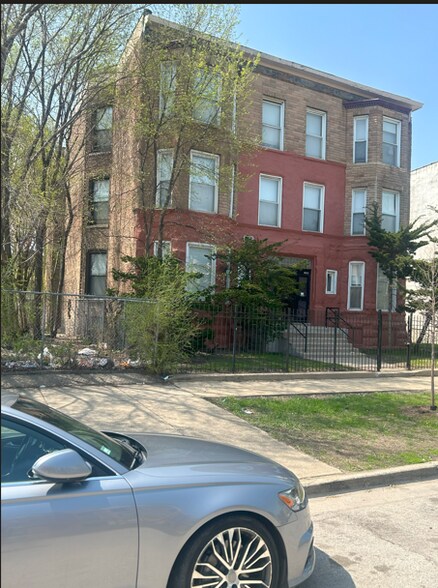 4622 S Indiana Ave, Chicago, IL à vendre - Photo du bâtiment - Image 3 de 13