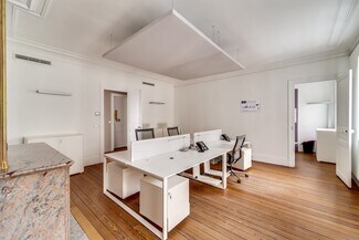 Plus de détails pour Bureau à vendre