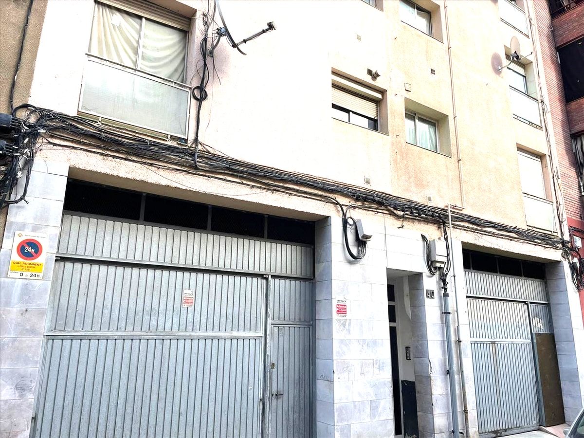 Lleida, LER 25003 - Unit 02 - - Interior Photo - Image 2 of 12