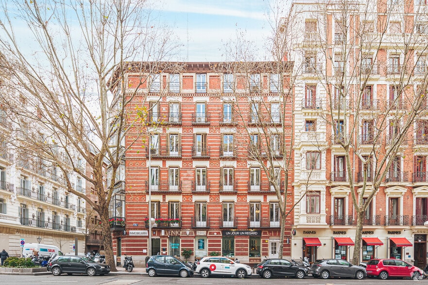 Calle de Velázquez, 13, Madrid, Madrid for lease - Building Photo - Image 2 of 2