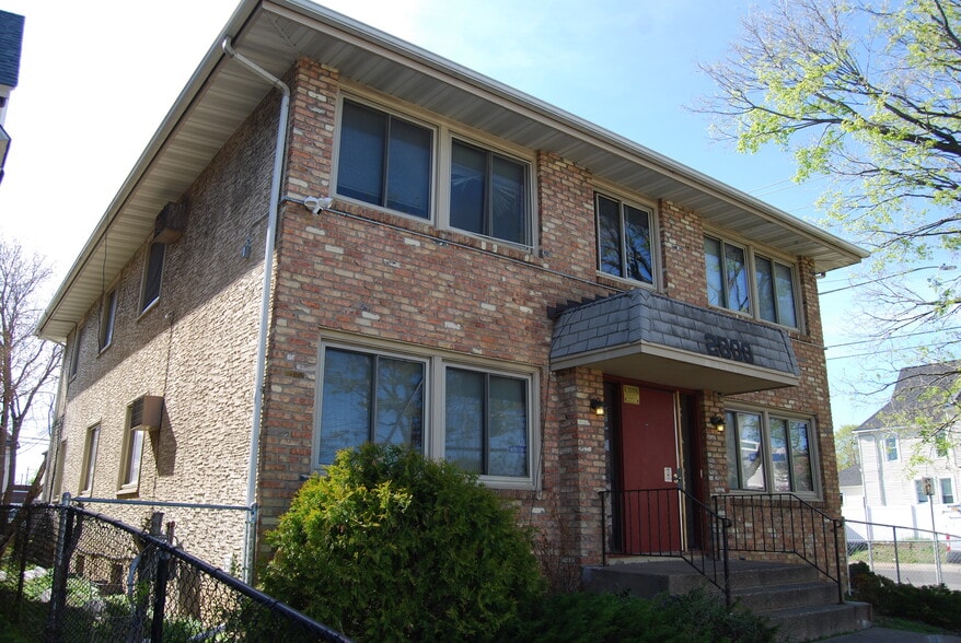 2800 Stevens Ave, Minneapolis, MN for sale - Primary Photo - Image 1 of 13