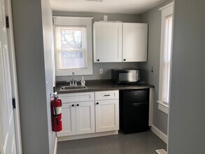 21 Route 37 E, Toms River, NJ for lease Building Photo- Image 2 of 5