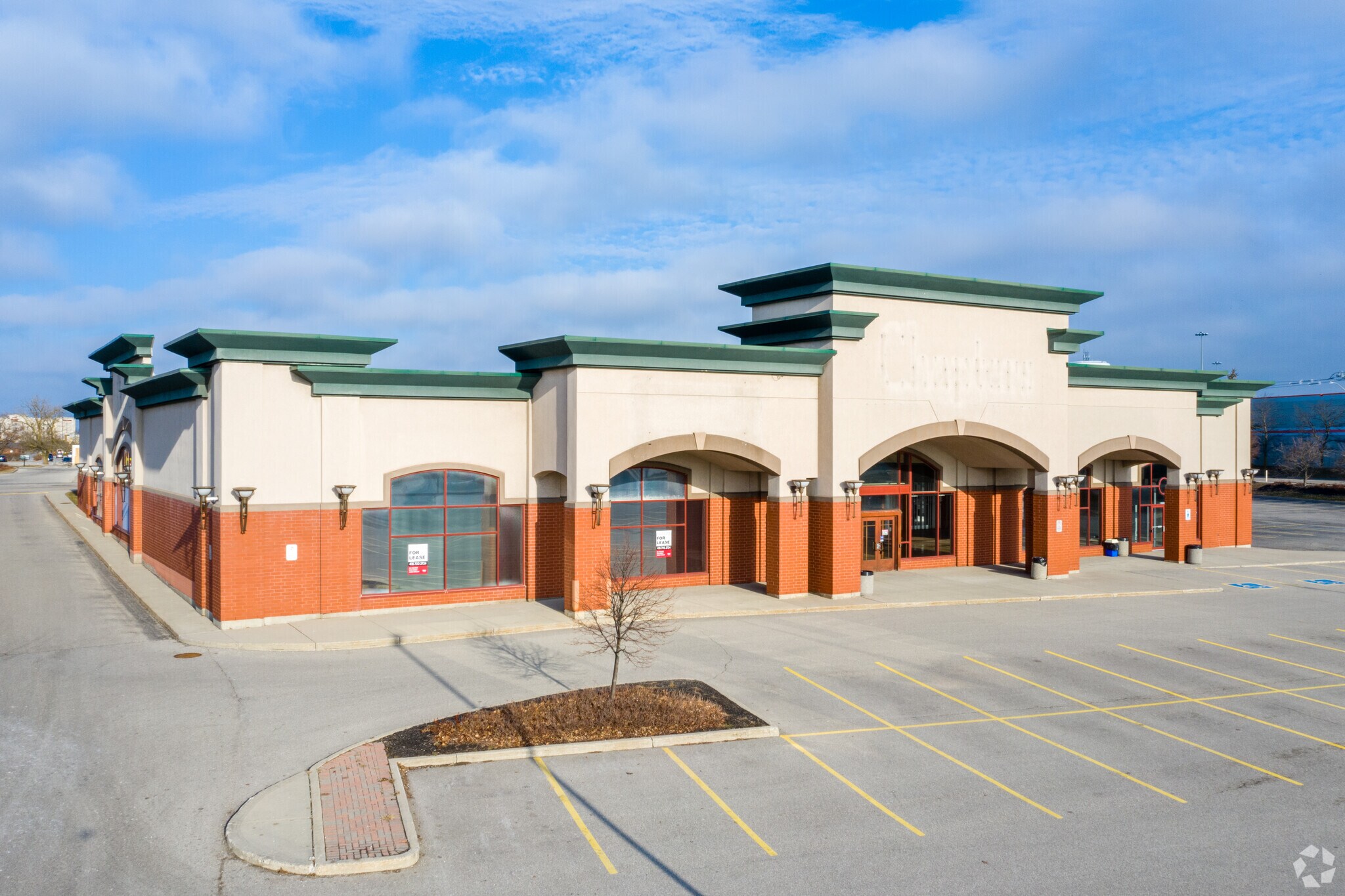 135 Gateway Park Dr, Kitchener, ON à vendre Photo principale- Image 1 de 1