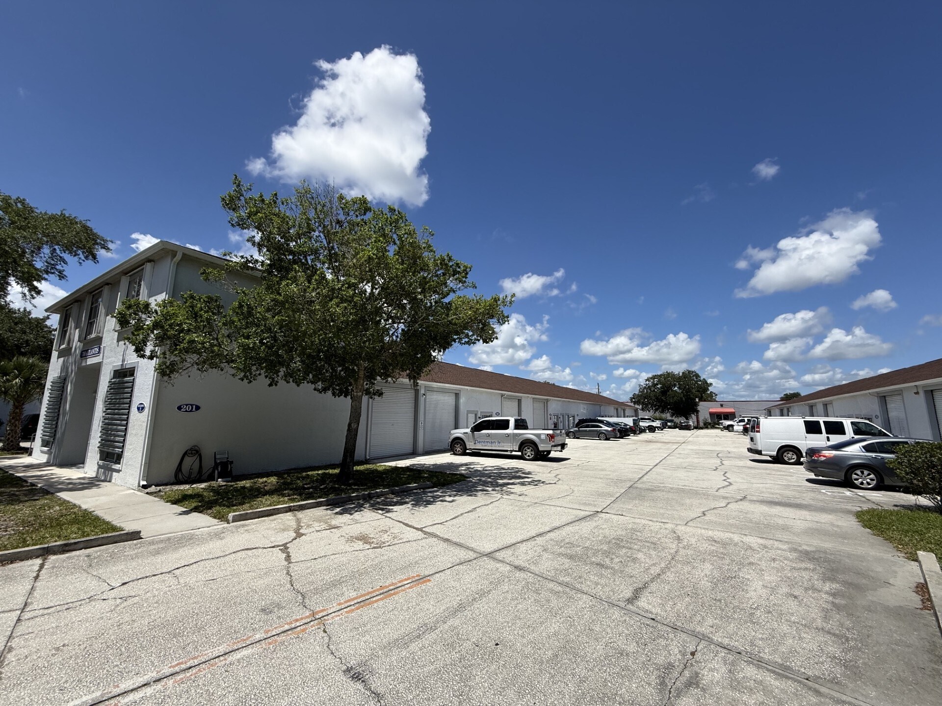 700 Atlantis Rd, Melbourne, FL à louer Photo du bâtiment- Image 1 de 4