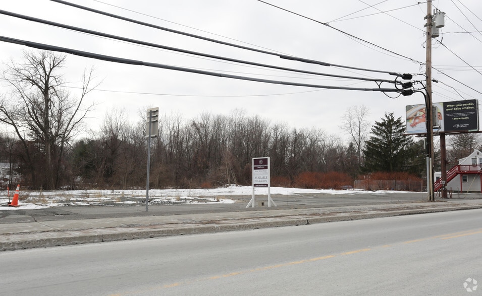 128-130 Main Ave, Wynantskill, NY for sale - Primary Photo - Image 1 of 13