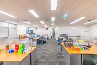 3 Viola Pl, Brisbane for lease Interior Photo- Image 2 of 2