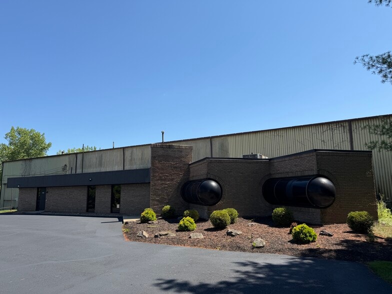 3920 Congress Pkwy, Richfield, OH for sale - Building Photo - Image 2 of 20
