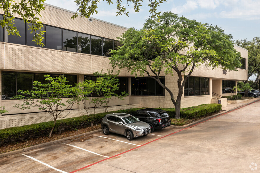 102 Decker Ct, Irving, TX for lease - Building Photo - Image 2 of 6