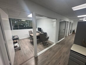 25 Seabreeze Ave, Delray Beach, FL à louer Photo intérieure- Image 1 de 4