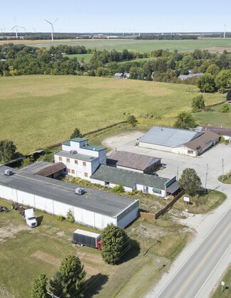 Plus de détails pour 7291 Arkona Rd, Arkona, ON - Industriel à vendre