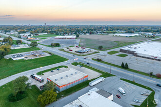 2901 S Grand Ave E, Springfield, IL - AERIAL  map view - Image1