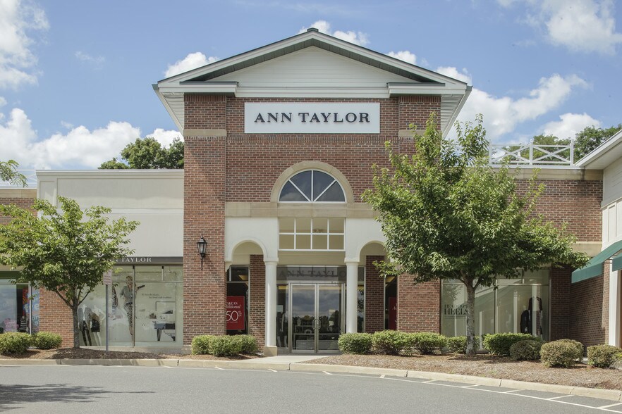 Route 206, Chester, NJ à louer - Photo du bâtiment - Image 3 de 6