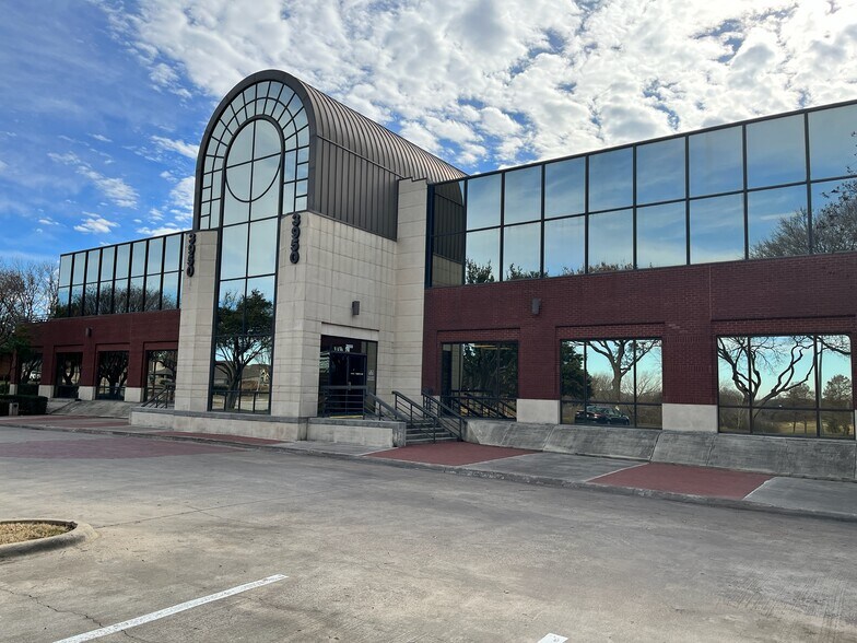 3950 Fossil Creek Blvd, Fort Worth, TX à louer - Photo du bâtiment - Image 3 de 5