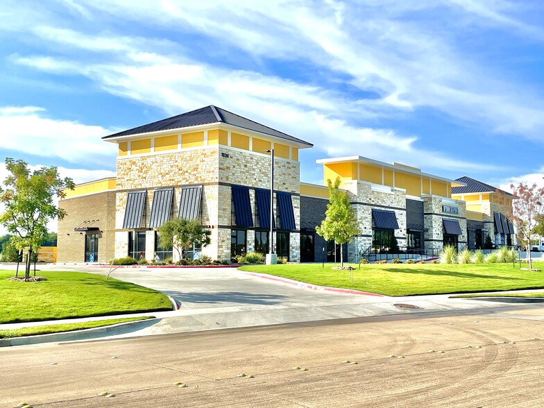 1826 Cannon Dr, Mansfield, TX for lease - Primary Photo - Image 3 of 27