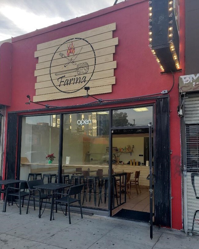 Plus de détails pour 119-123 S Western Ave, Los Angeles, CA - Commerce de détail à louer