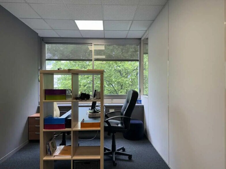 Bureau dans Villeurbanne à louer - Photo intérieure - Image 3 de 16