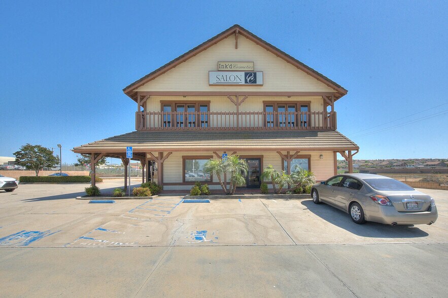 18791 Van Buren Blvd, Riverside, CA à louer - Photo du bâtiment - Image 3 de 8