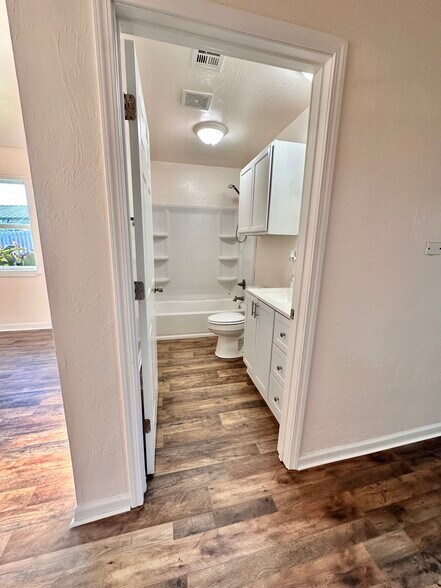 109 Clover Ln, Amber, OK à vendre - Photo du bâtiment - Image 3 de 14