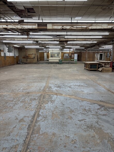 1340 W Front St, Plainfield, NJ for lease - Building Photo - Image 2 of 8