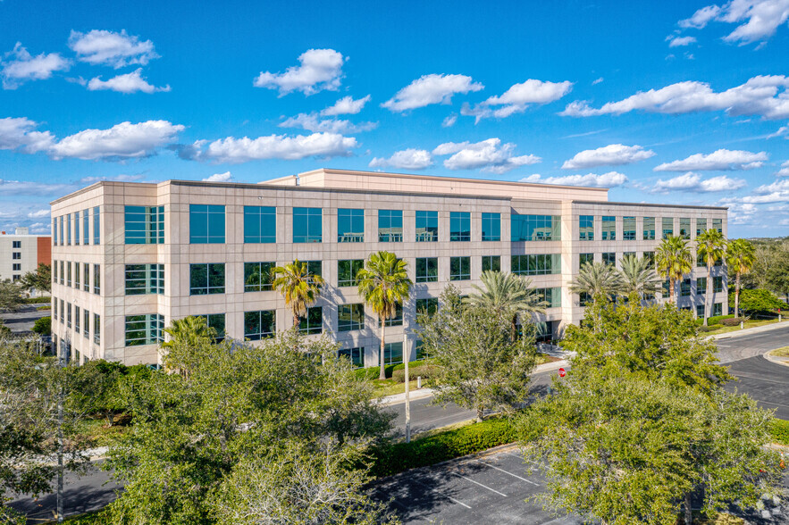 9002 San Marco Ct, Orlando, FL à louer - Photo du bâtiment - Image 1 de 7