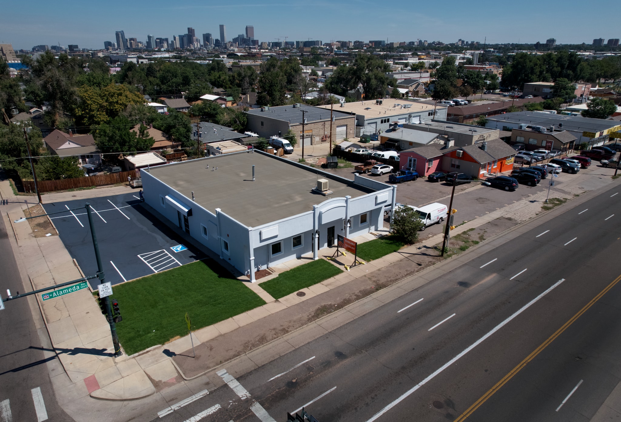 1591 W Alameda Ave, Denver, CO for lease Interior Photo- Image 1 of 4