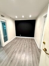 8721 W Sunset Blvd, West Hollywood, CA for lease Interior Photo- Image 1 of 10