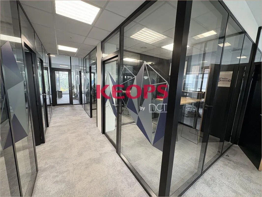 Office in Toulouse for lease Building Photo- Image 1 of 13