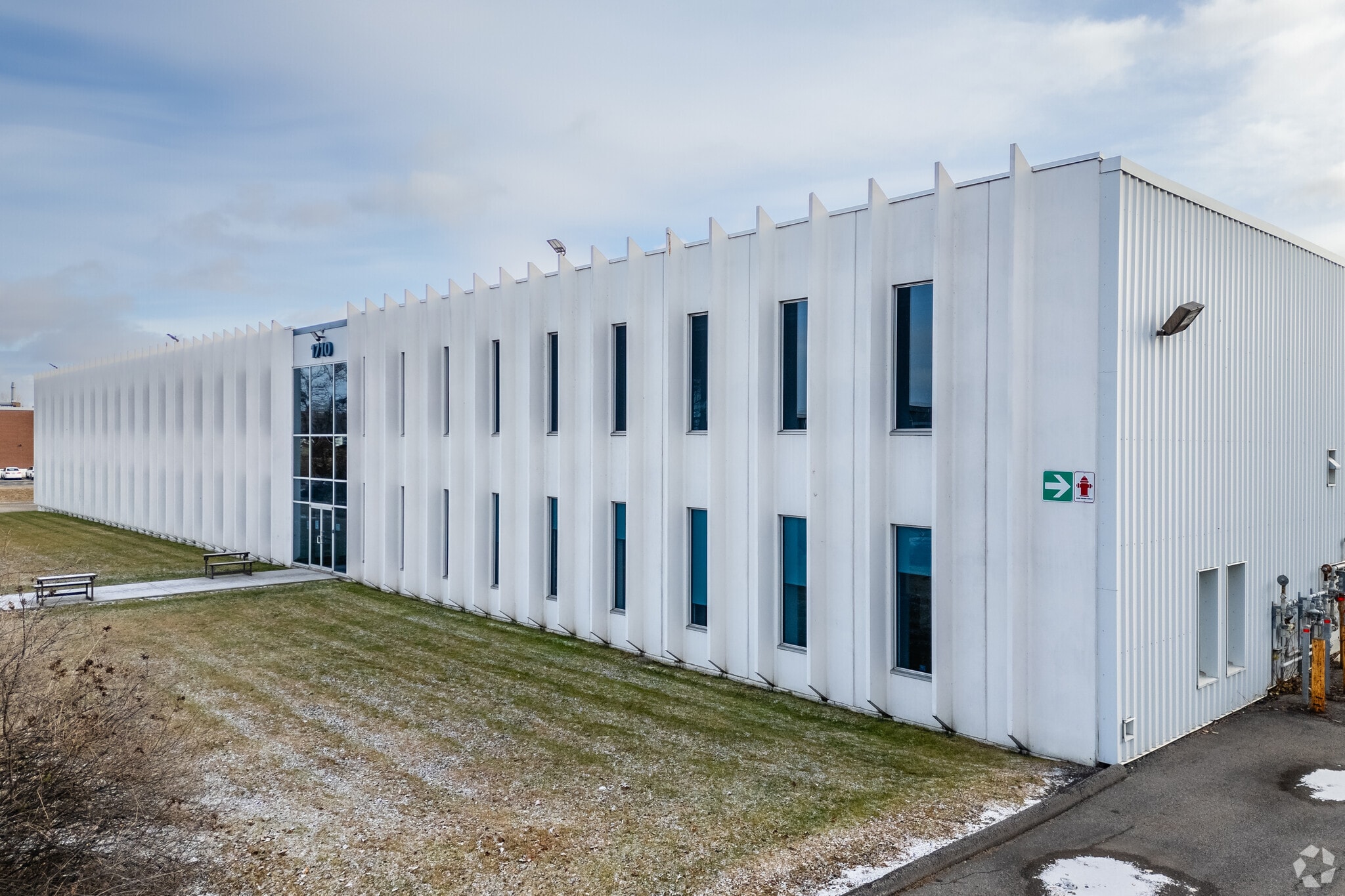 1710-1750 Aut Transcanadienne, Dorval, QC à louer Photo principale- Image 1 de 5