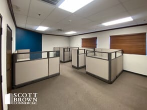 721-725 S Interstate 35, Denton, TX for lease Interior Photo- Image 1 of 2